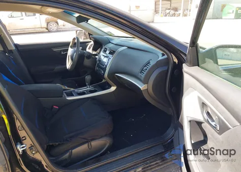 2015 Nissan Altima 2.5 S from USA, damaged, VIN 1N4AL3AP6FC131875